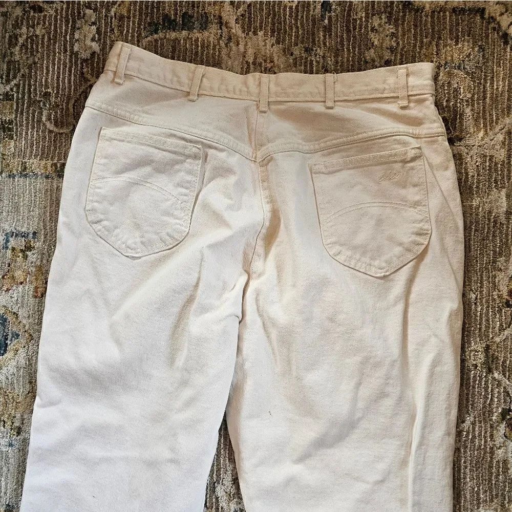 Vintage chic jeans tag says 22 but fits 16. Has 17" waist and 28" inseam.